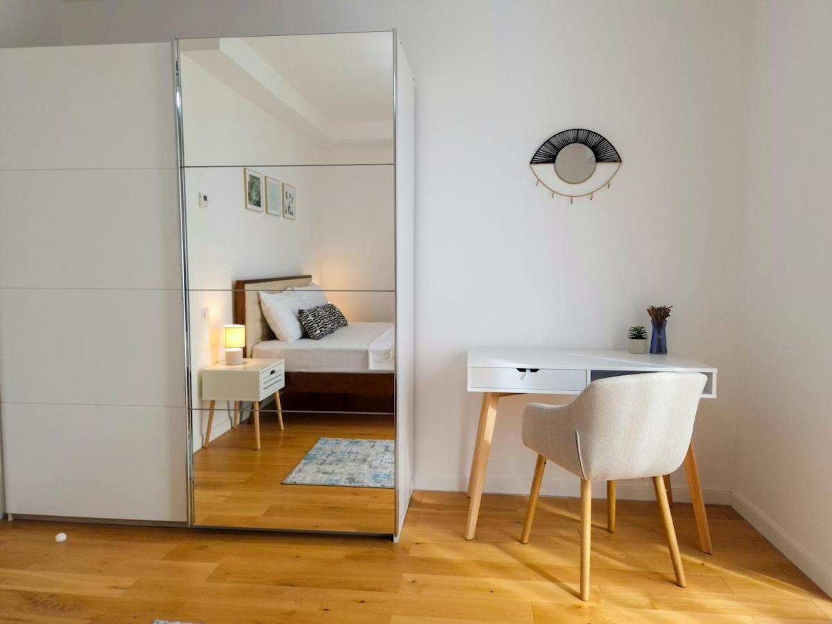 Apartament Blue Royale Bucureşti