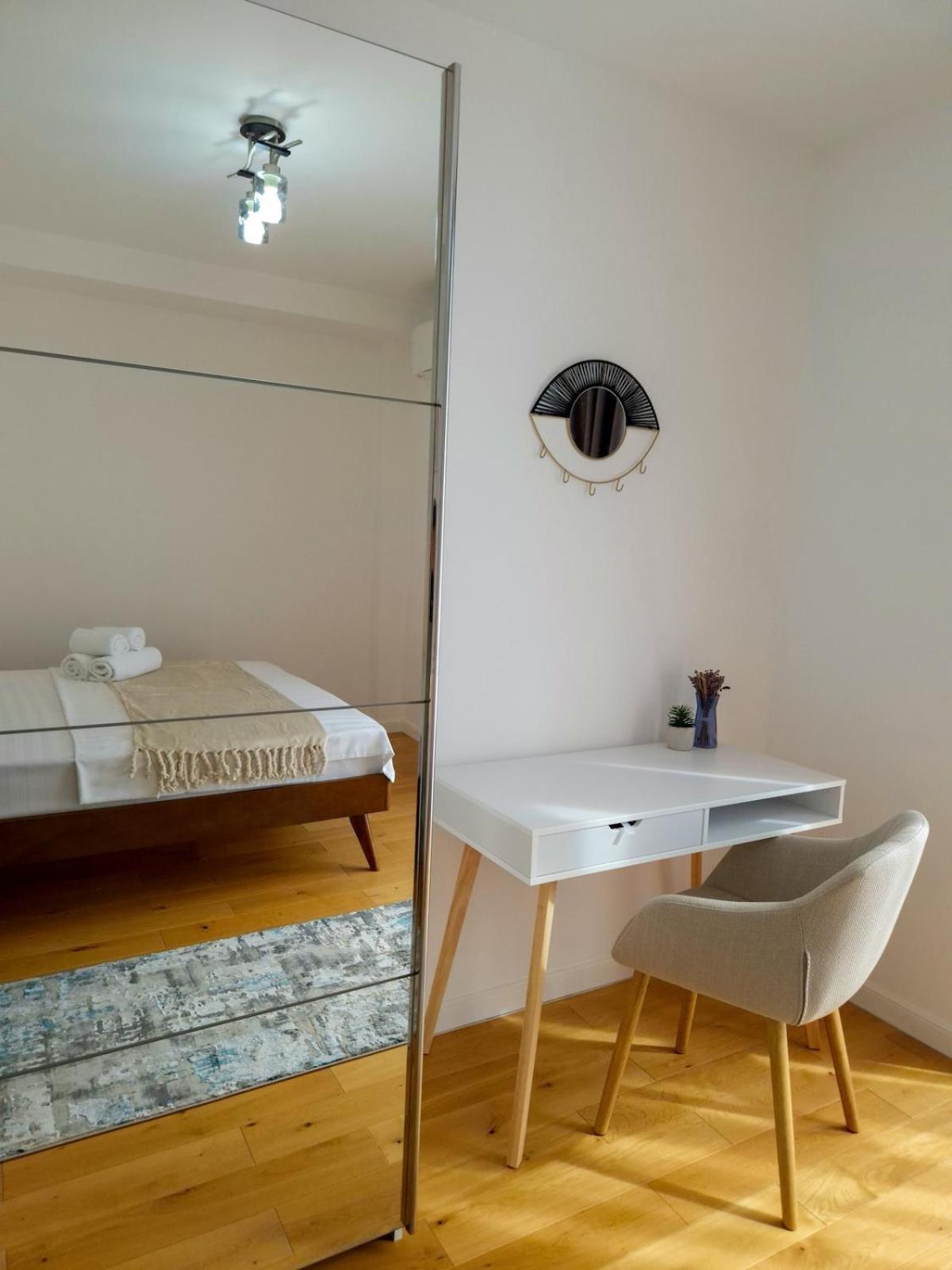 Apartament Blue Royale Bucureşti