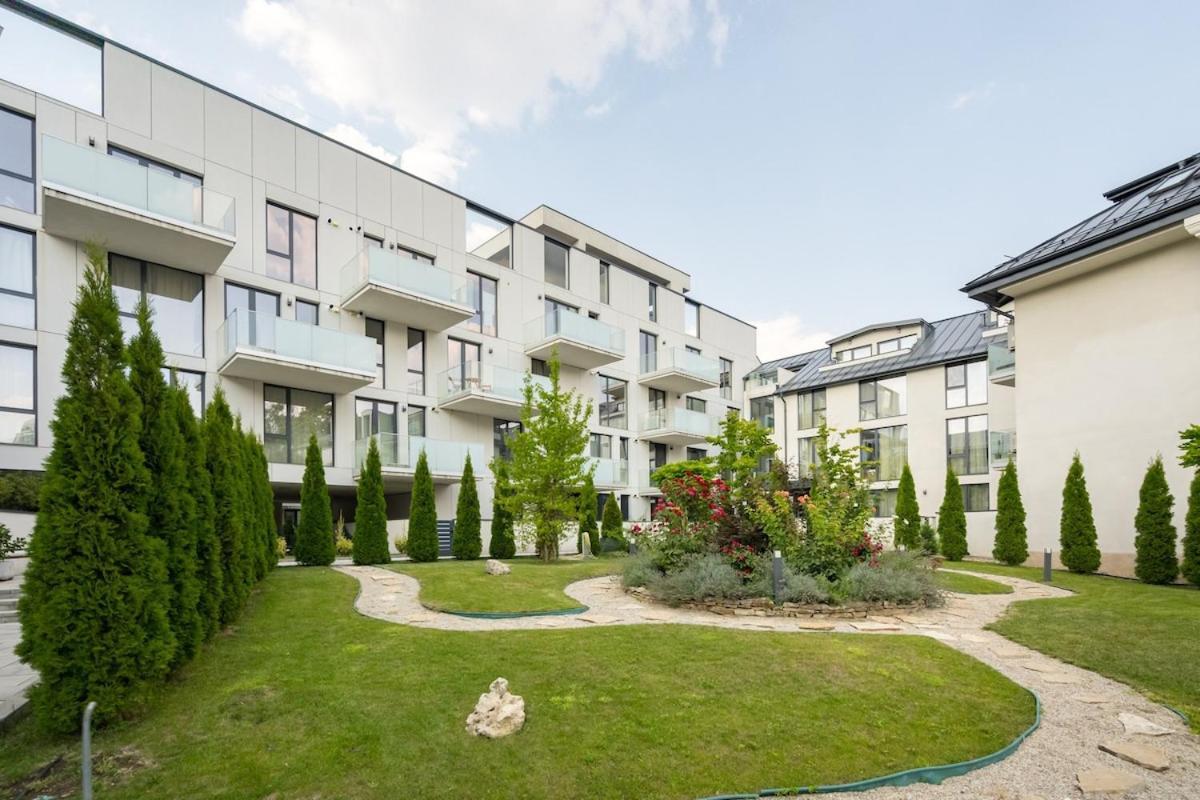 Blue Royale Bucureşti