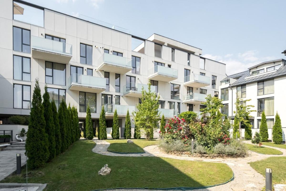 Blue Royale Bucureşti